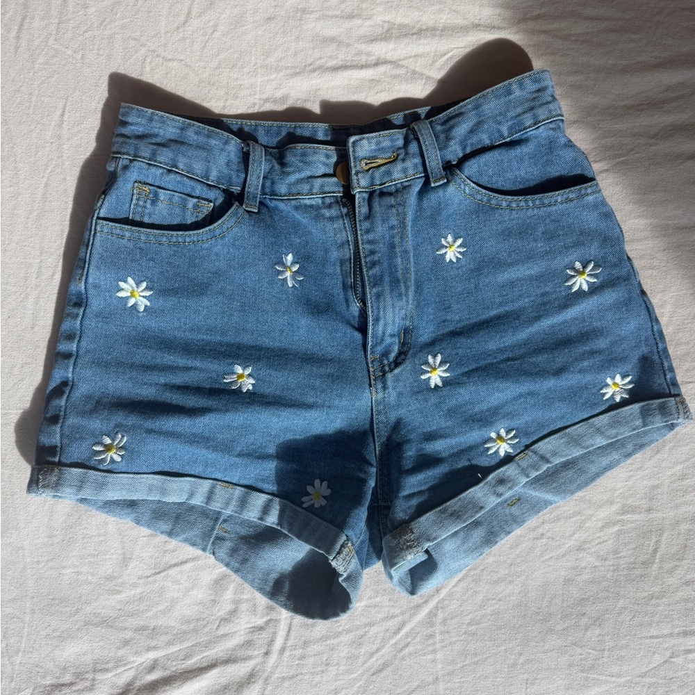 Blue Denim Daisy Embroidered Women's Shorts